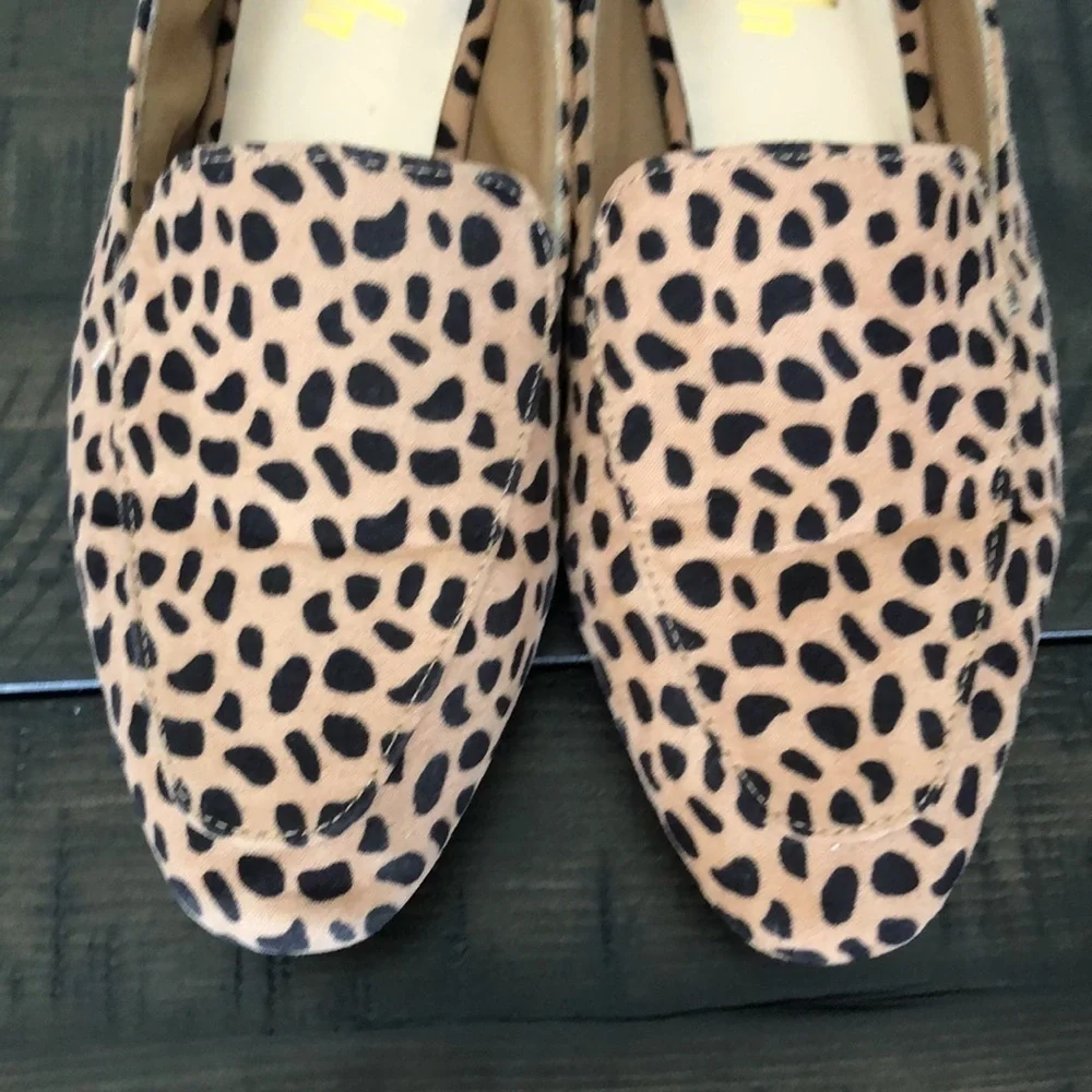 SHELN Cheetah Printed Loafers